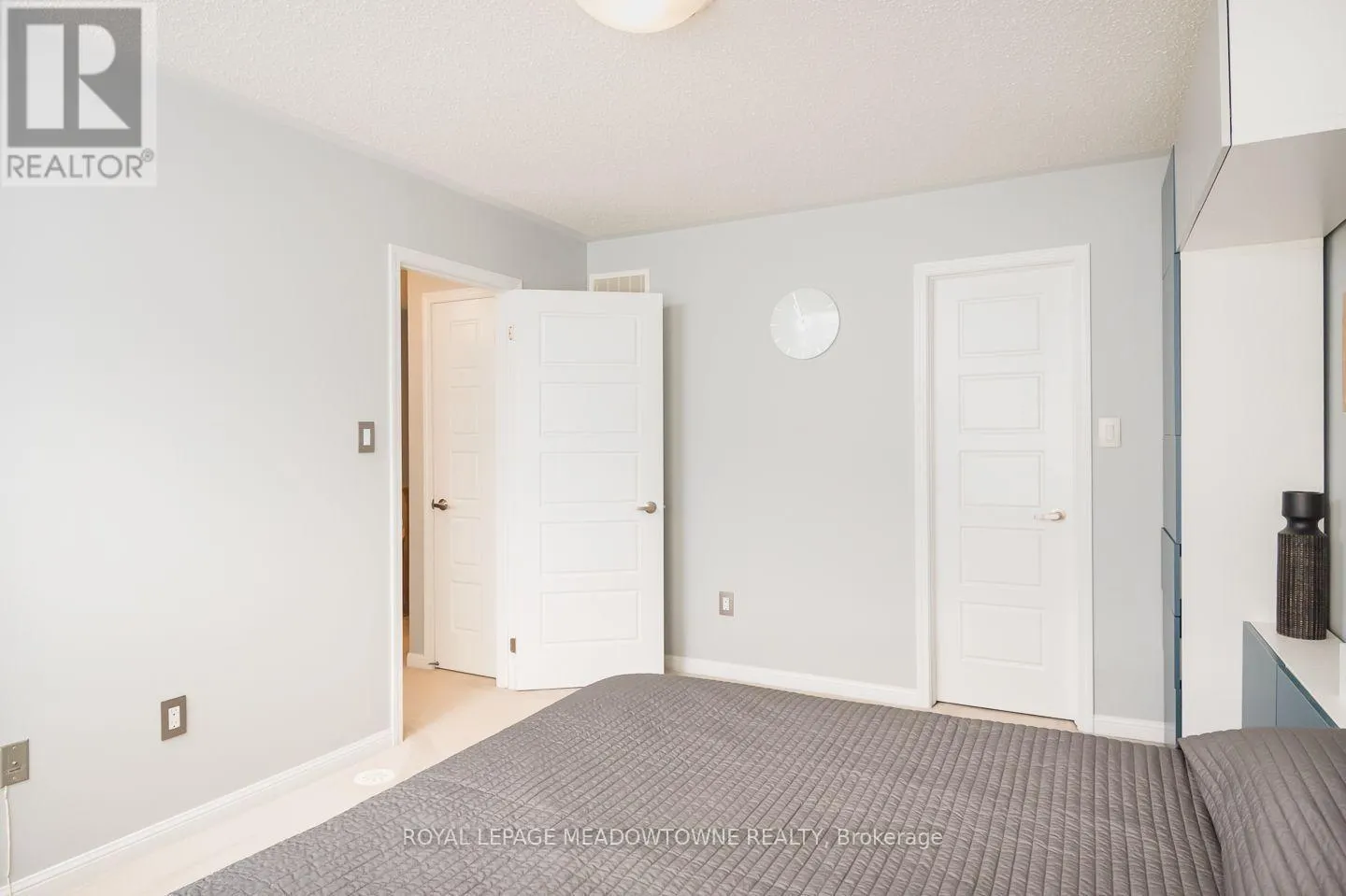 219 SEPTIMUS HEIGHTS