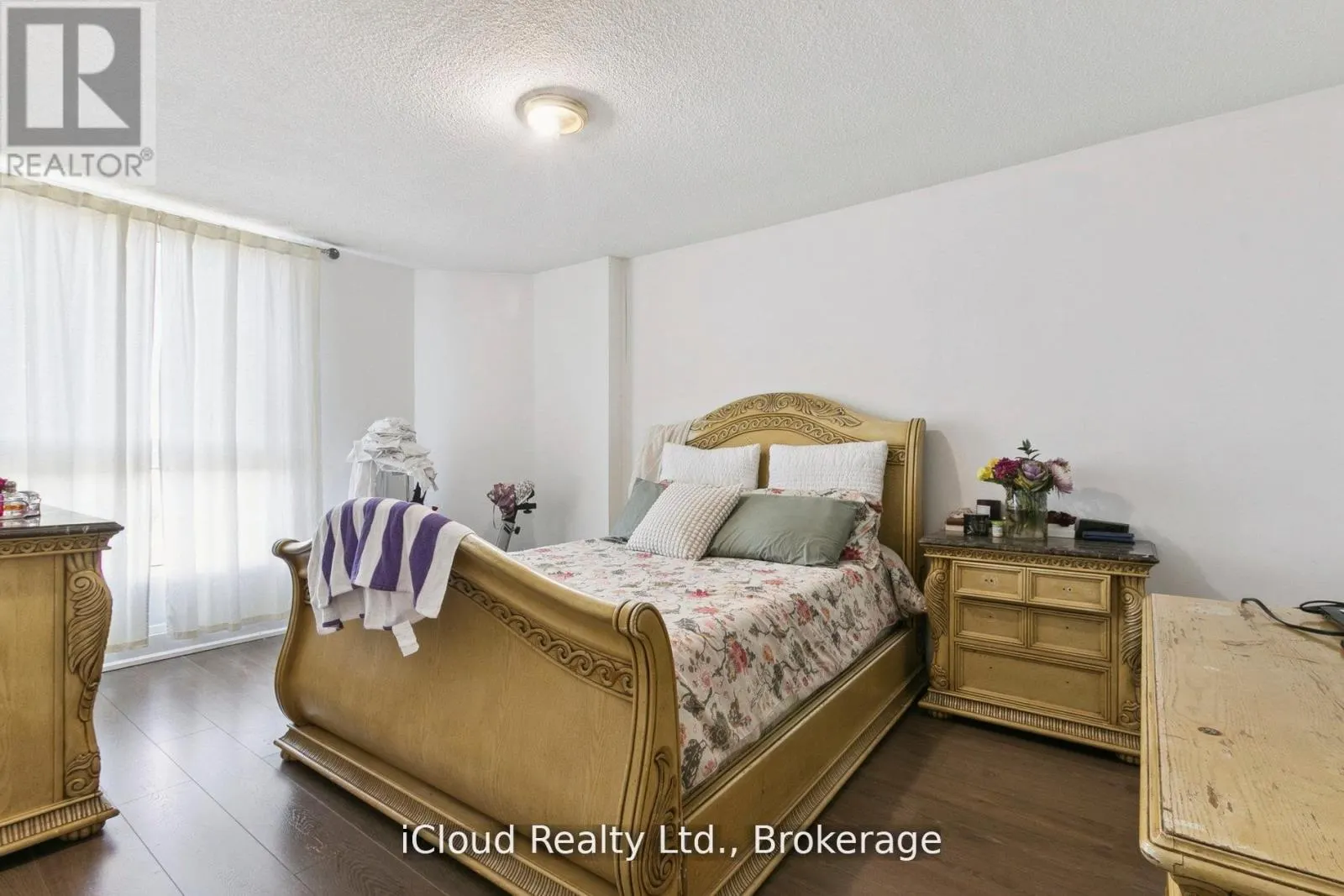 1108 - 238 ALBION ROAD