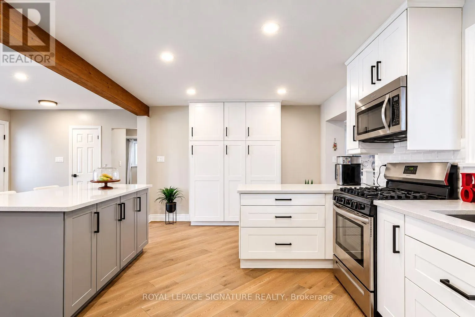 2344 REDFERN ROAD