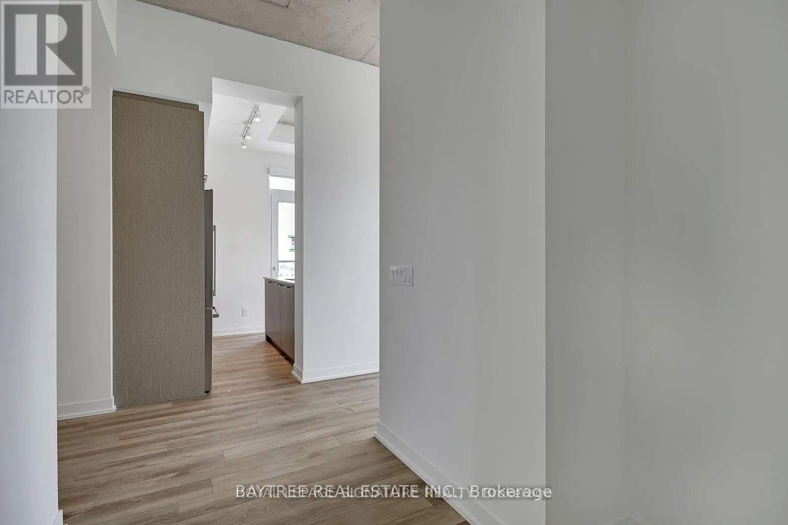 1003 - 1808 ST CLAIR AVENUE W