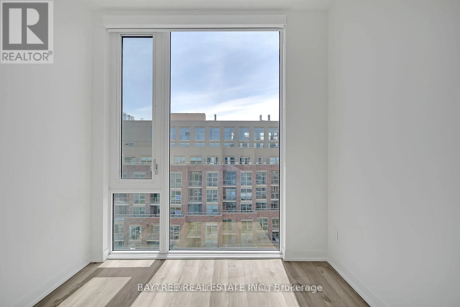 1003 - 1808 ST CLAIR AVENUE W