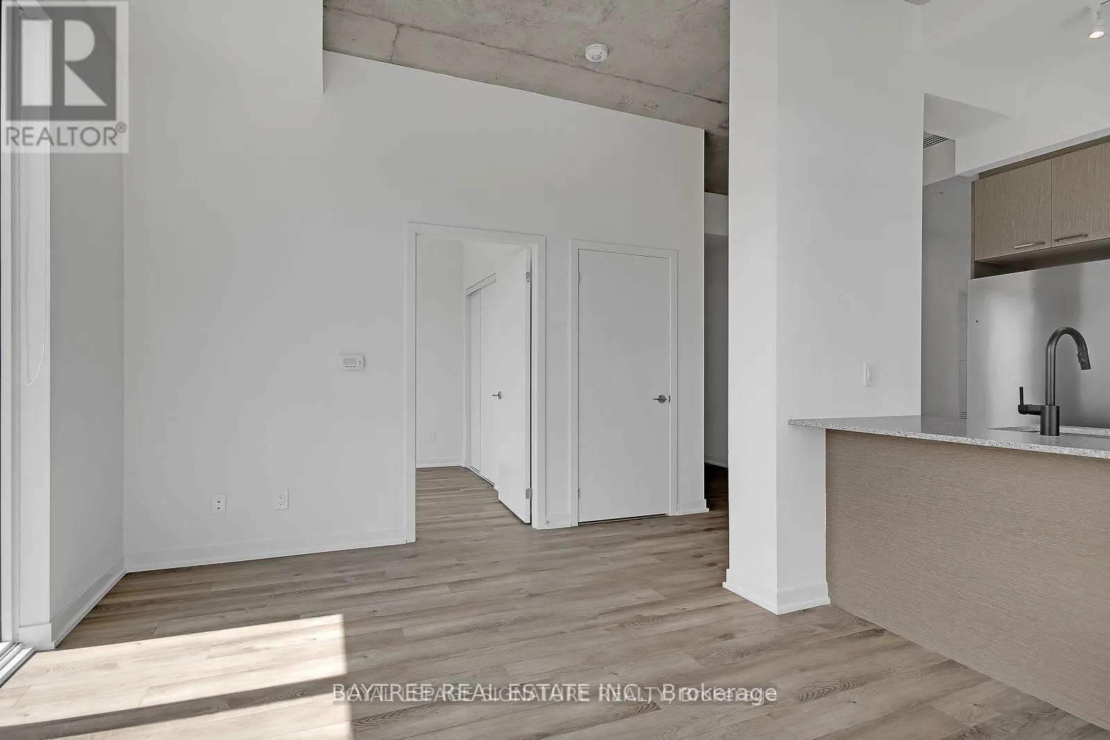 1003 - 1808 ST CLAIR AVENUE W