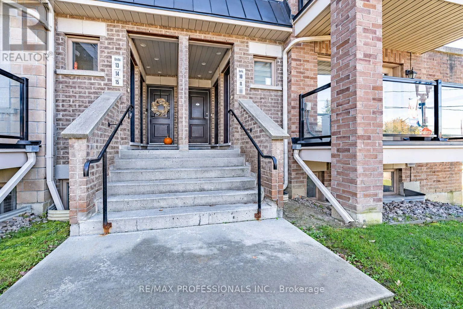11 - 2335 SHEPPARD AVENUE W