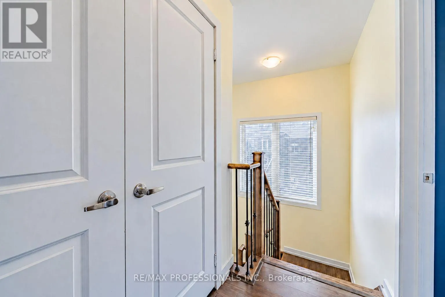 11 - 2335 SHEPPARD AVENUE W