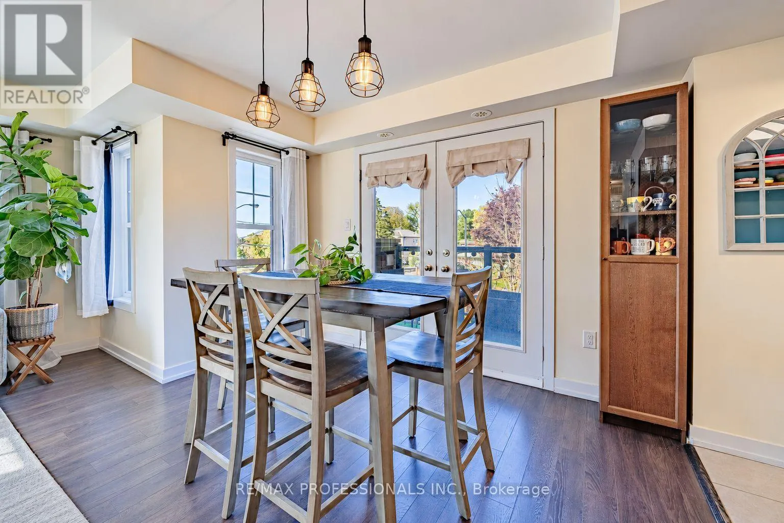 11 - 2335 SHEPPARD AVENUE W