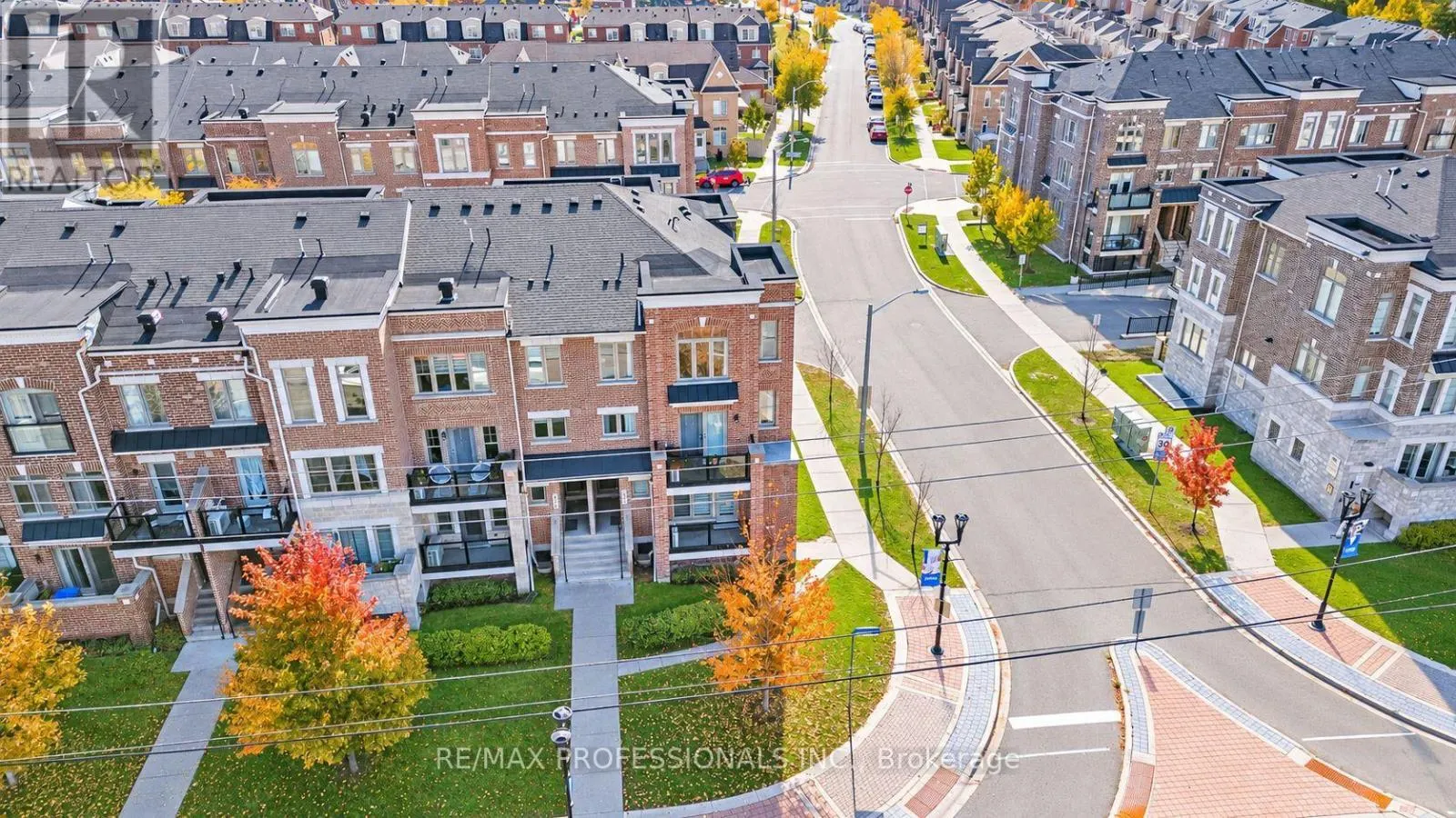 11 - 2335 SHEPPARD AVENUE W