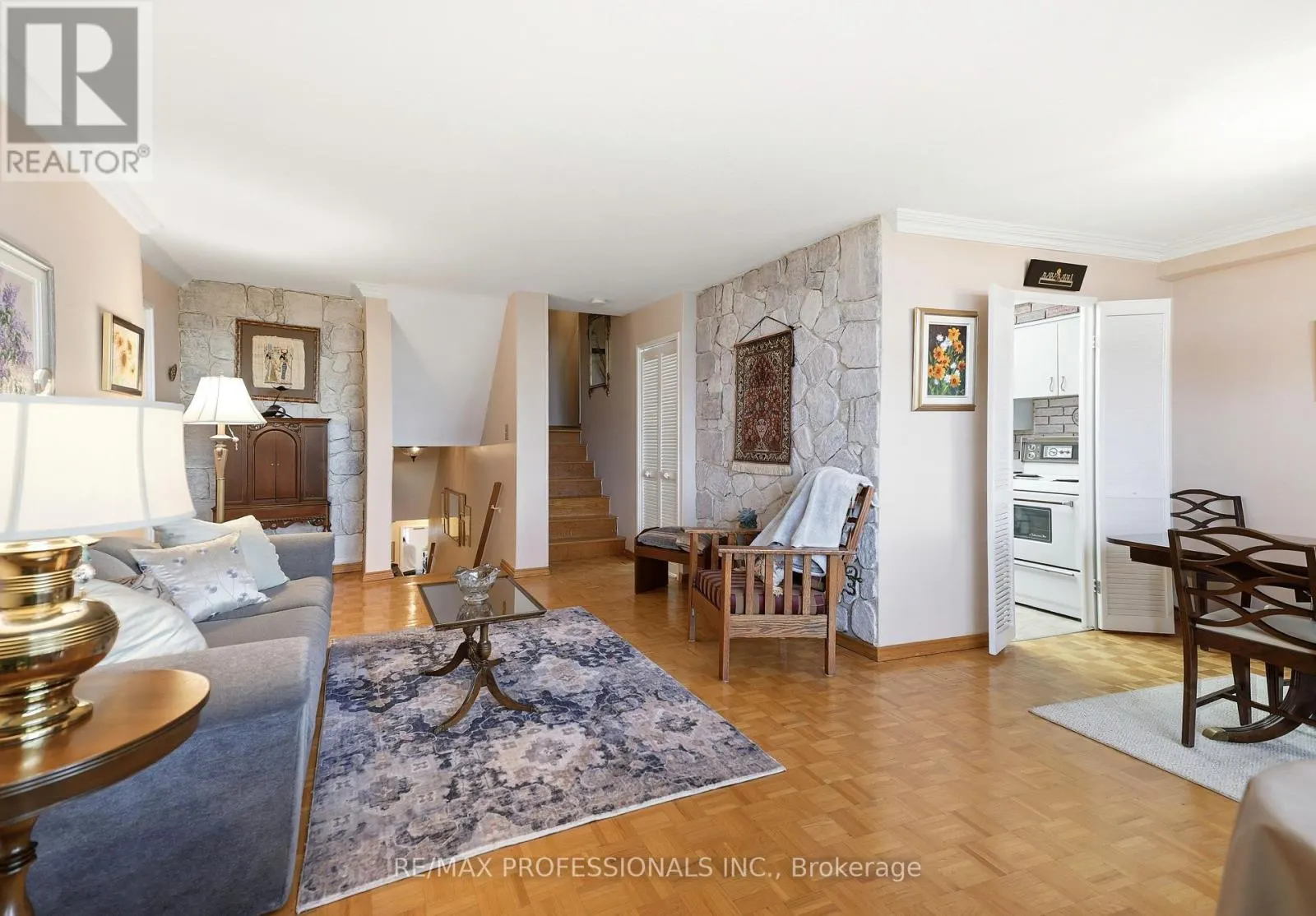 1208 - 11 WINCOTT DRIVE