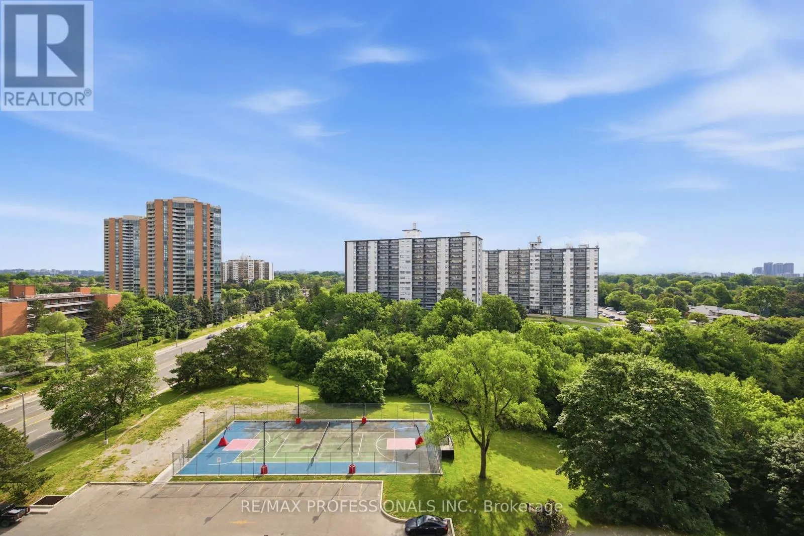 1208 - 11 WINCOTT DRIVE