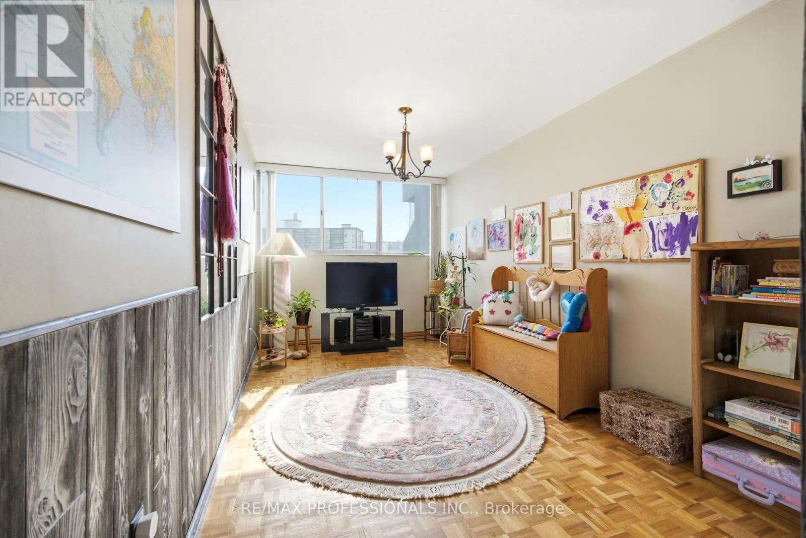 1208 - 11 WINCOTT DRIVE