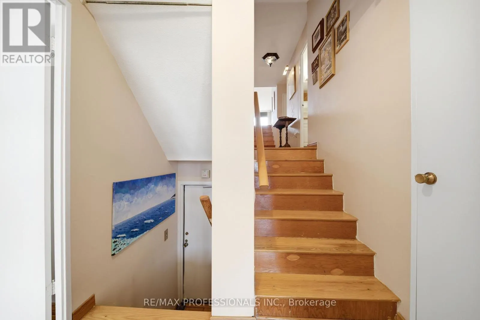 1208 - 11 WINCOTT DRIVE