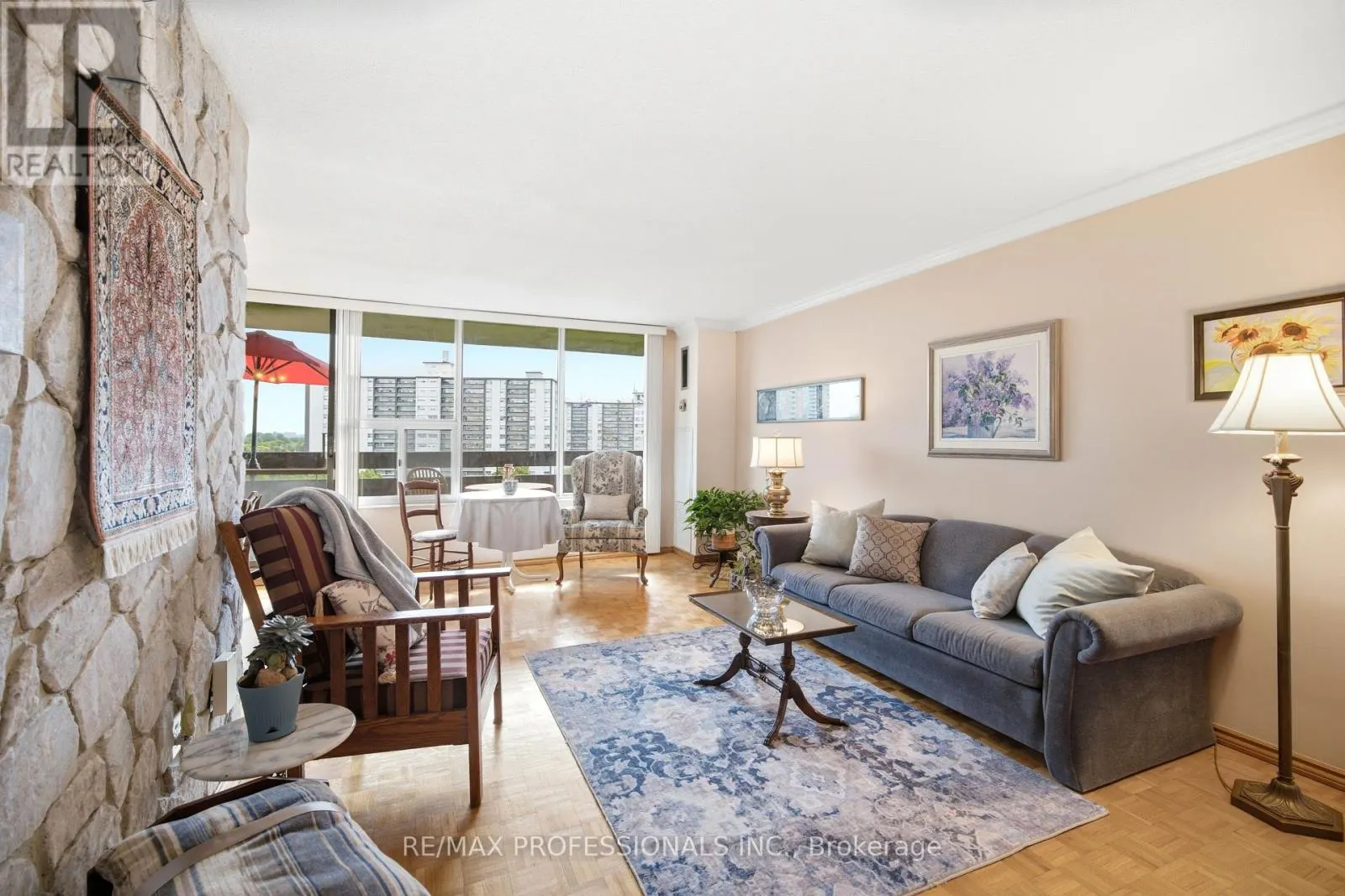 1208 - 11 WINCOTT DRIVE
