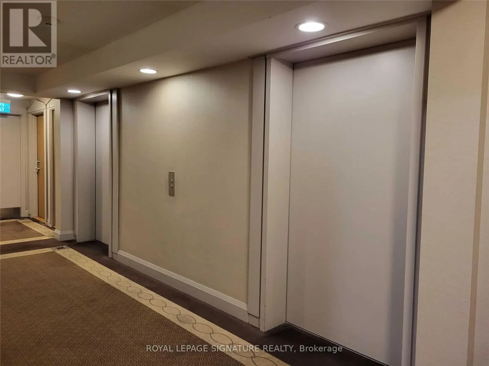 1207 - 1 HICKORY TREE ROAD