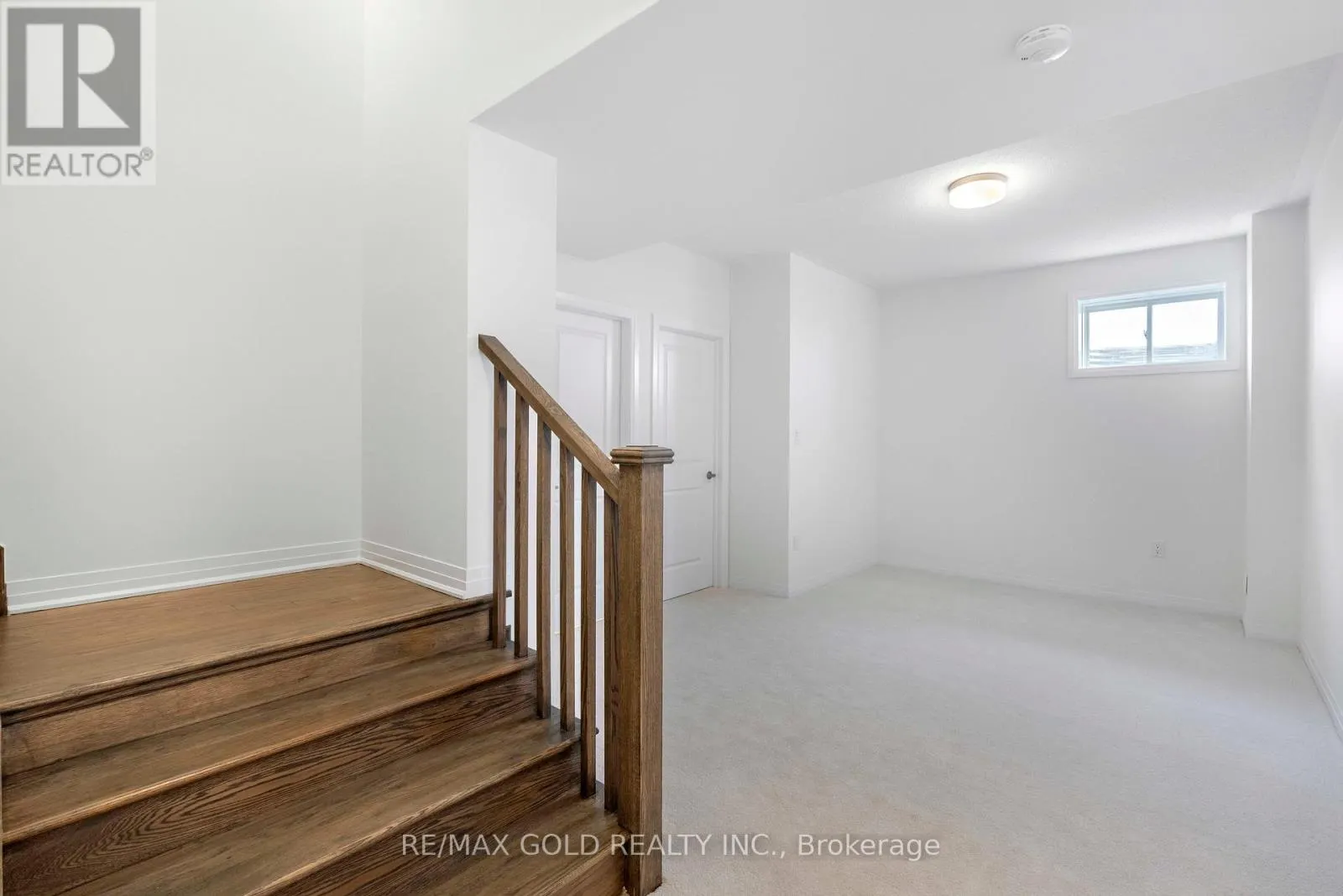 39 TIMBER FALLS DRIVE