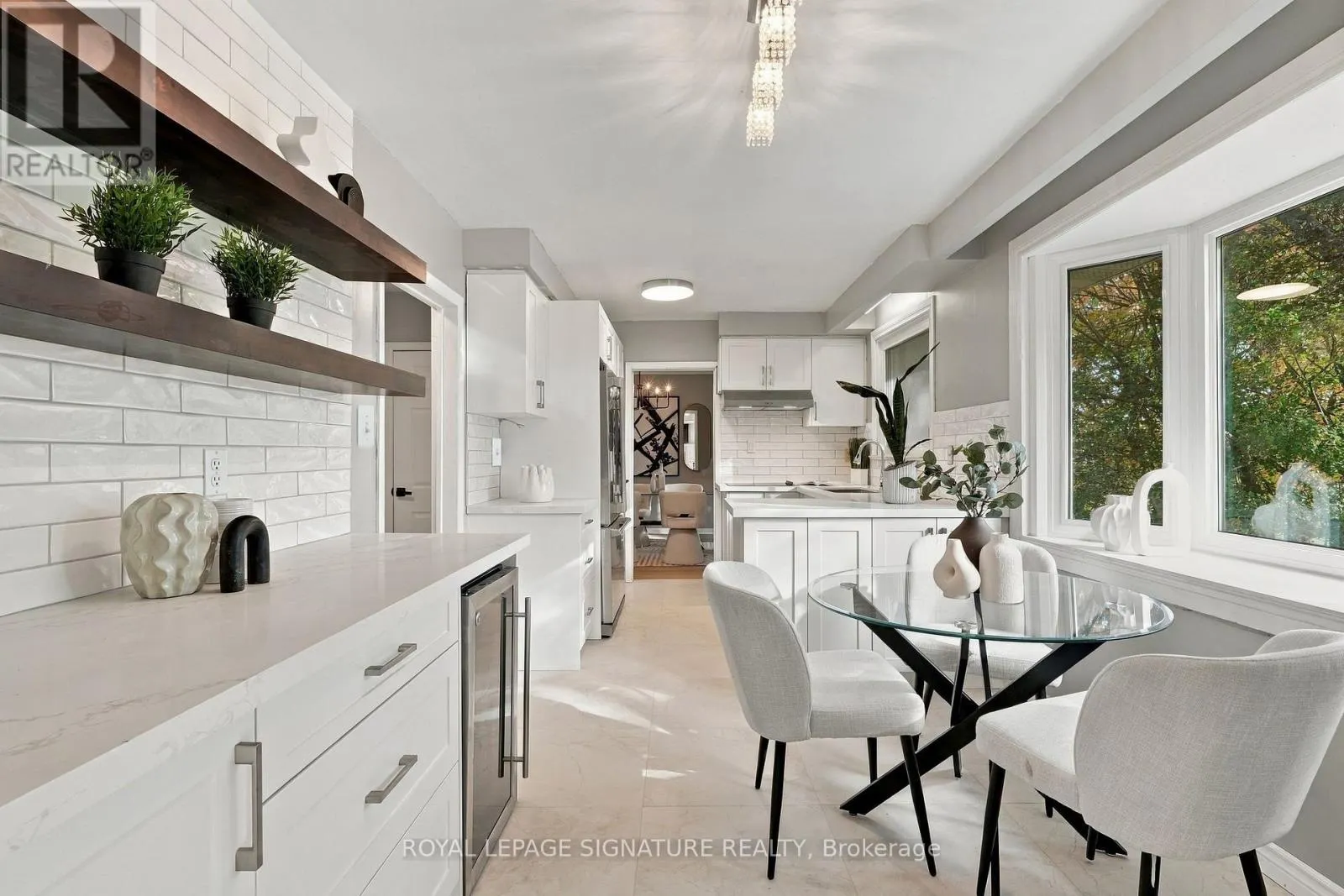 315 MARKLAND DRIVE