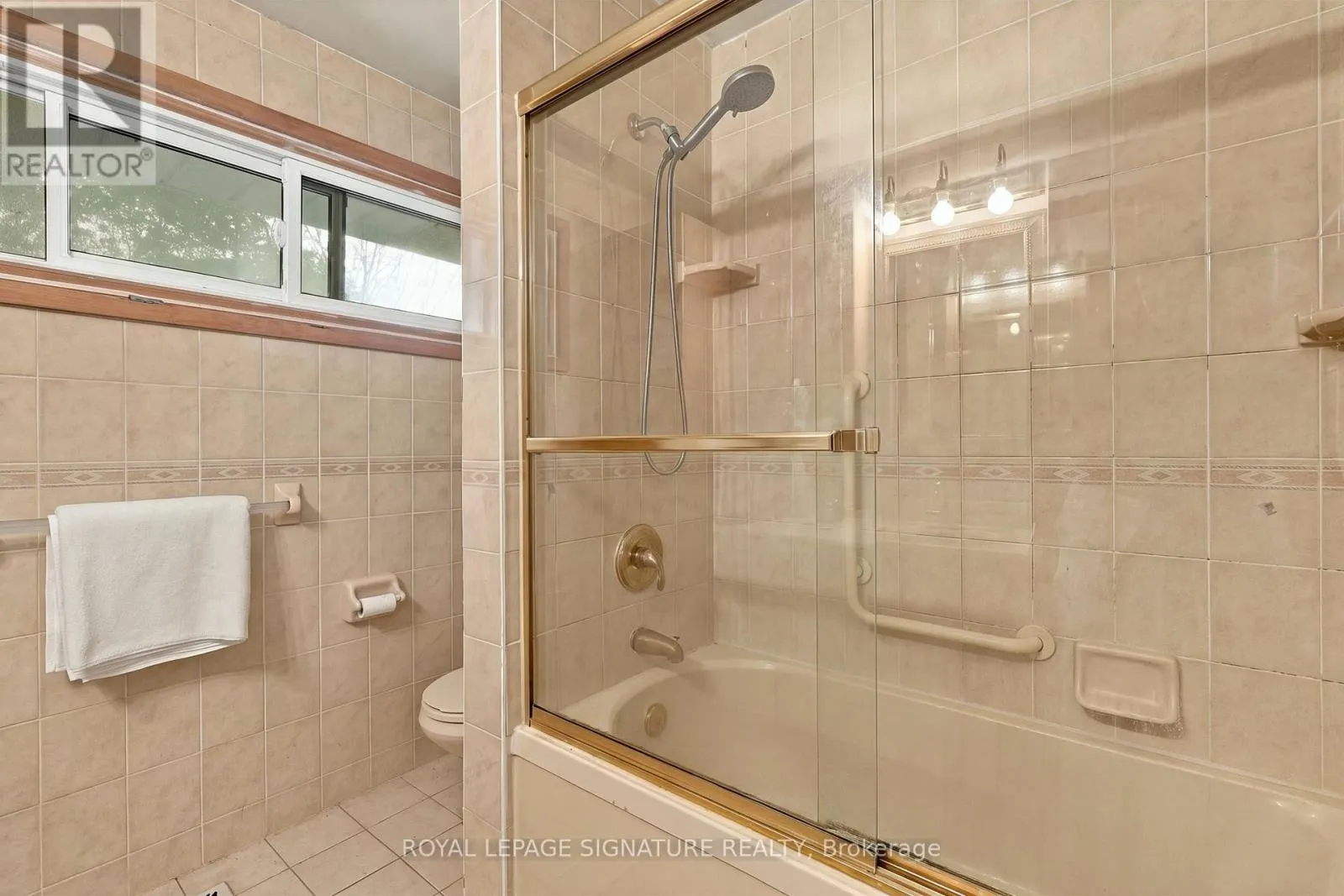 315 MARKLAND DRIVE