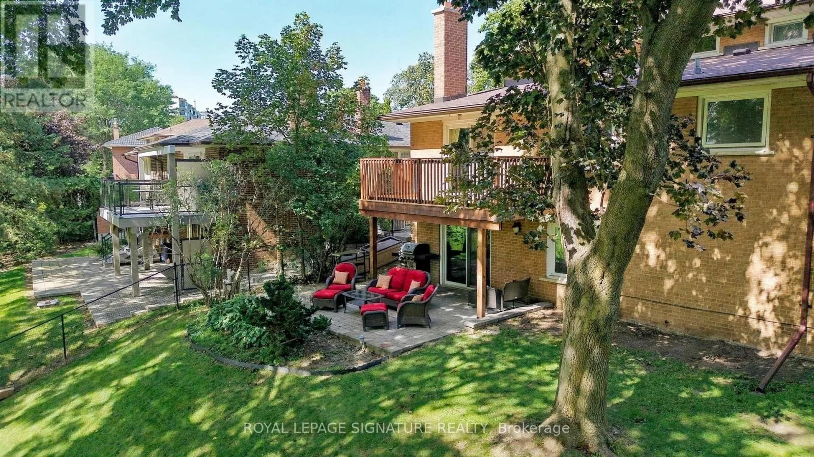 315 MARKLAND DRIVE