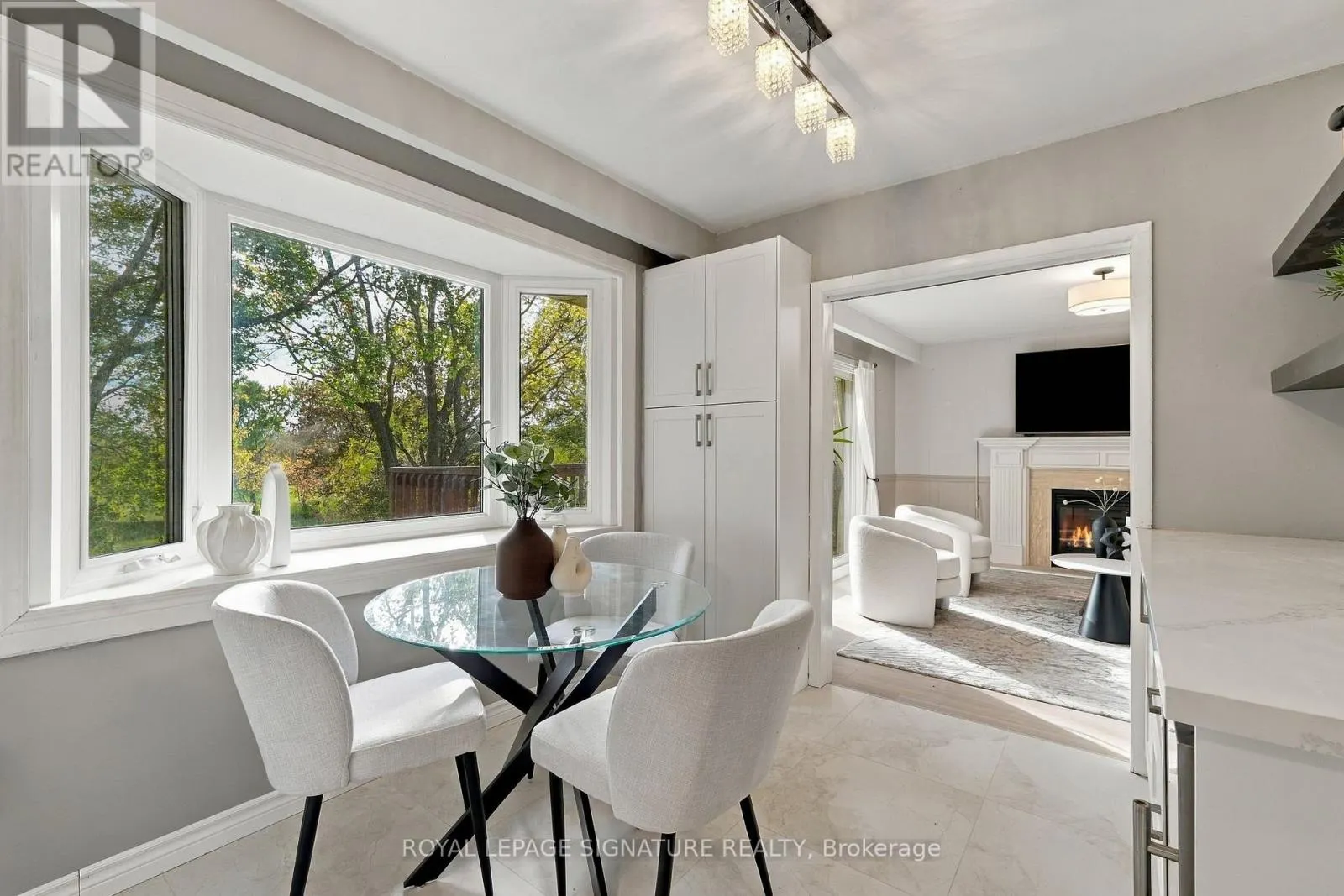 315 MARKLAND DRIVE
