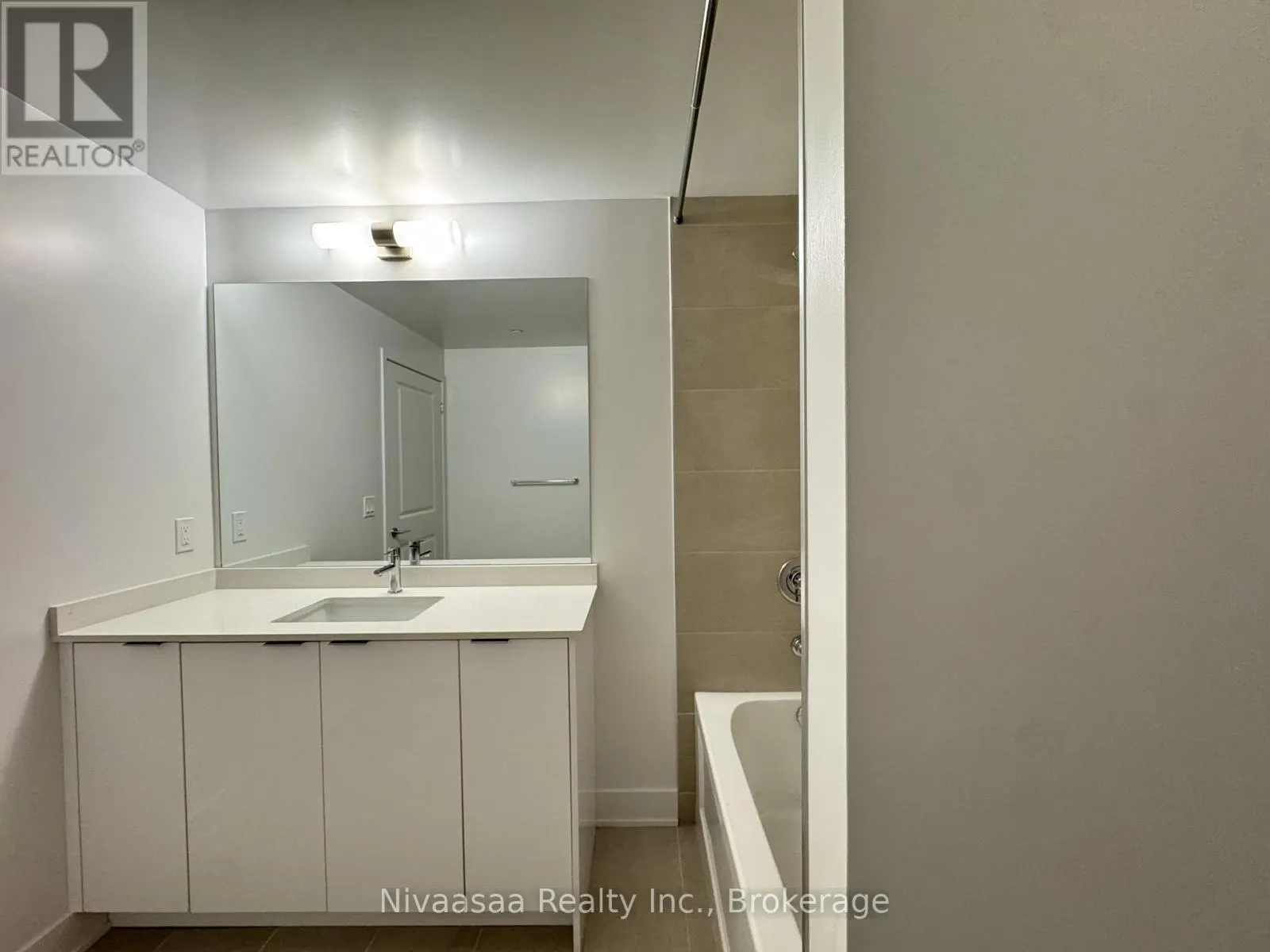 412B - 125 NIPISSING ROAD #412B