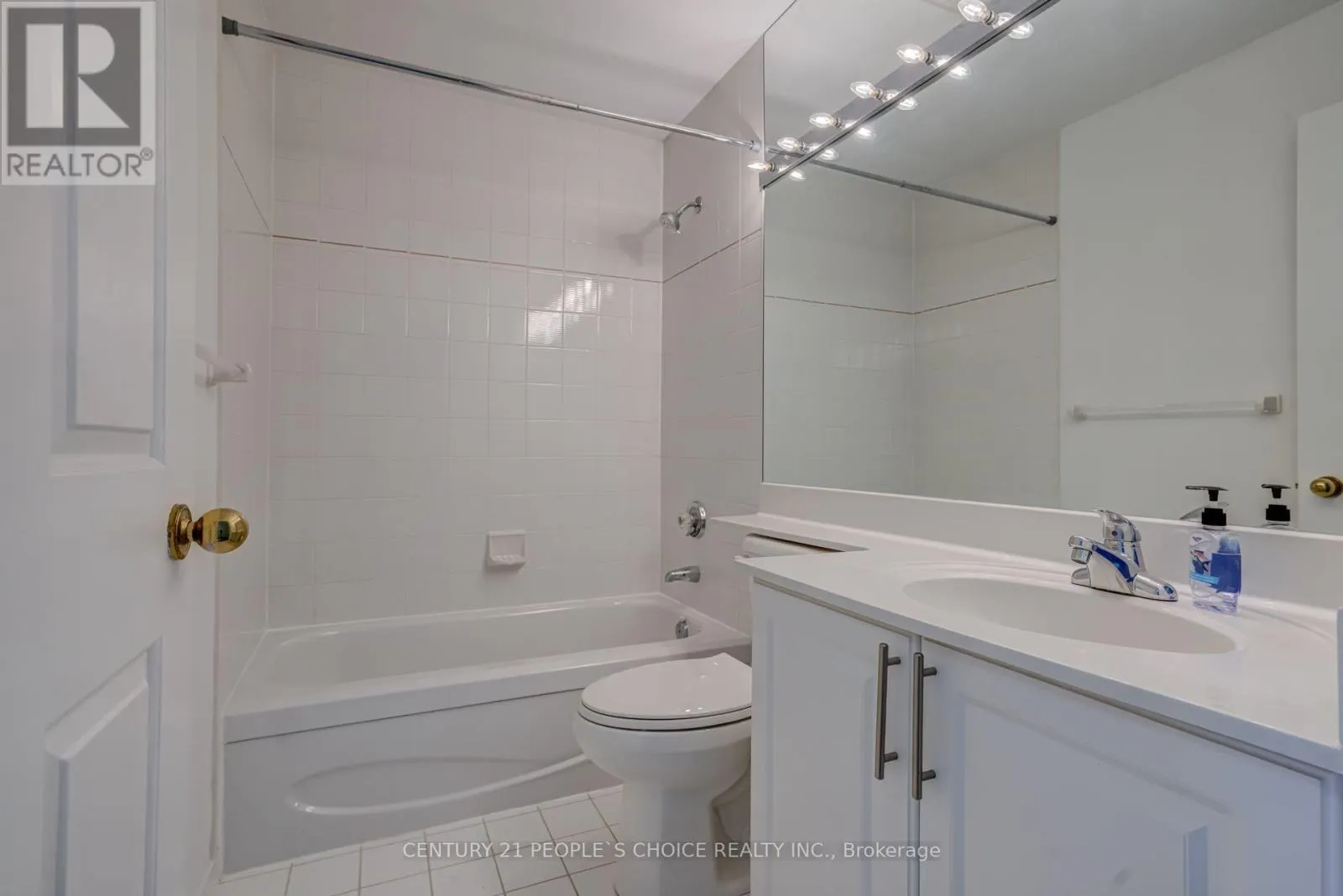 110 - 22 HANOVER ROAD
