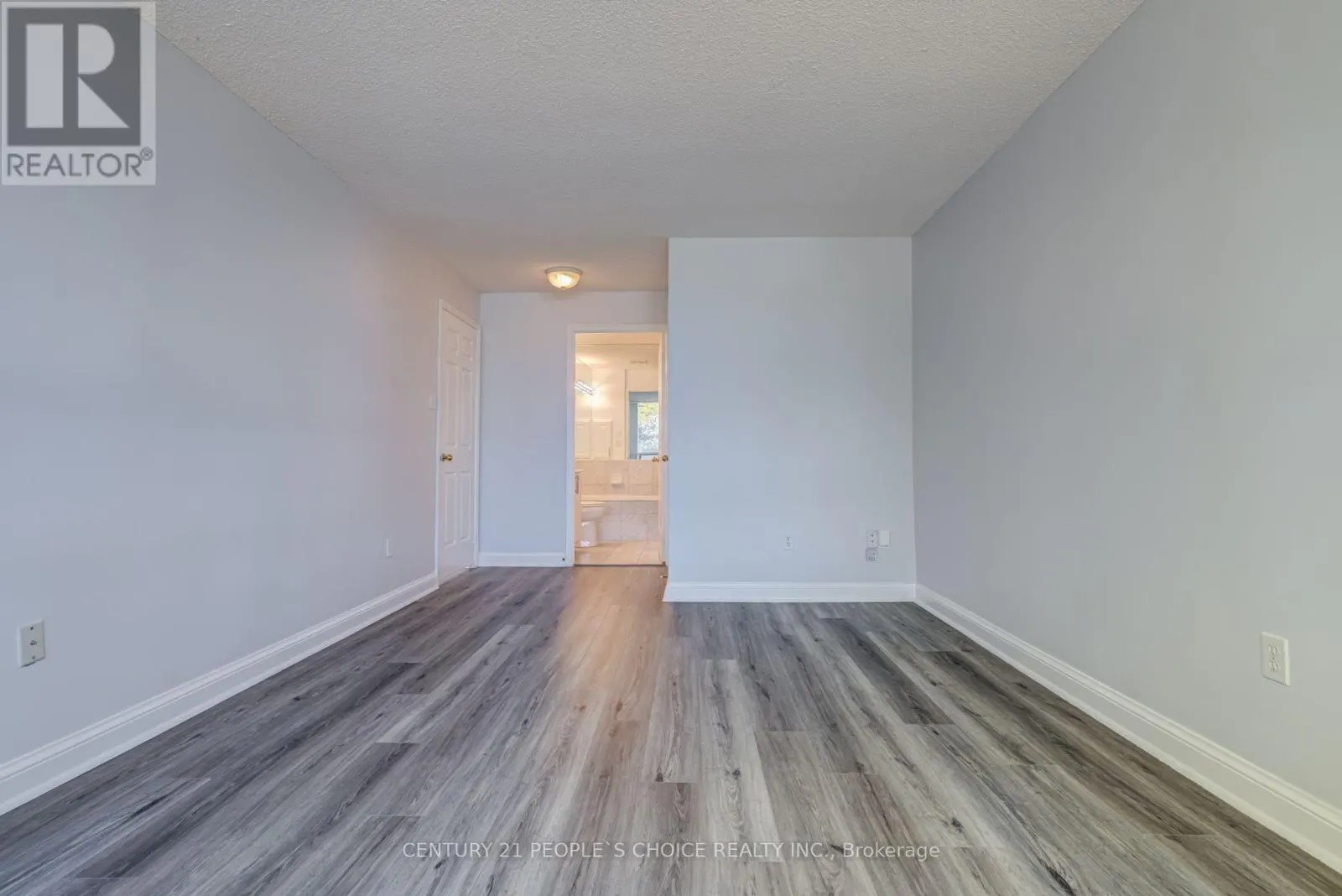 110 - 22 HANOVER ROAD