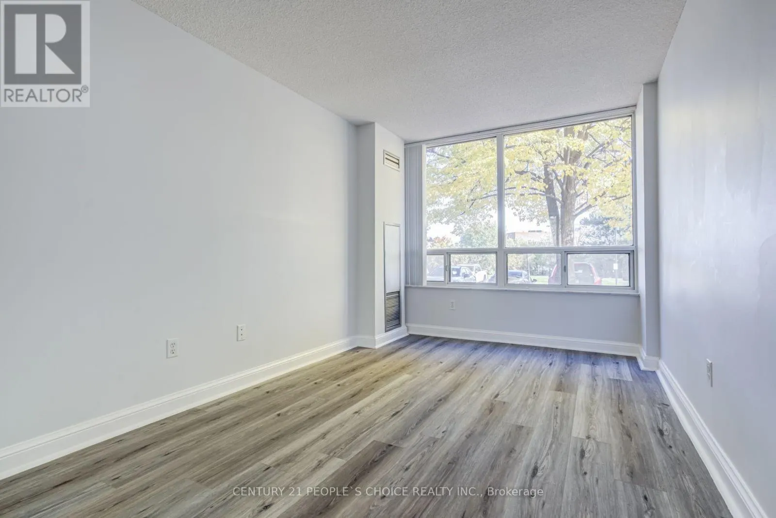 110 - 22 HANOVER ROAD