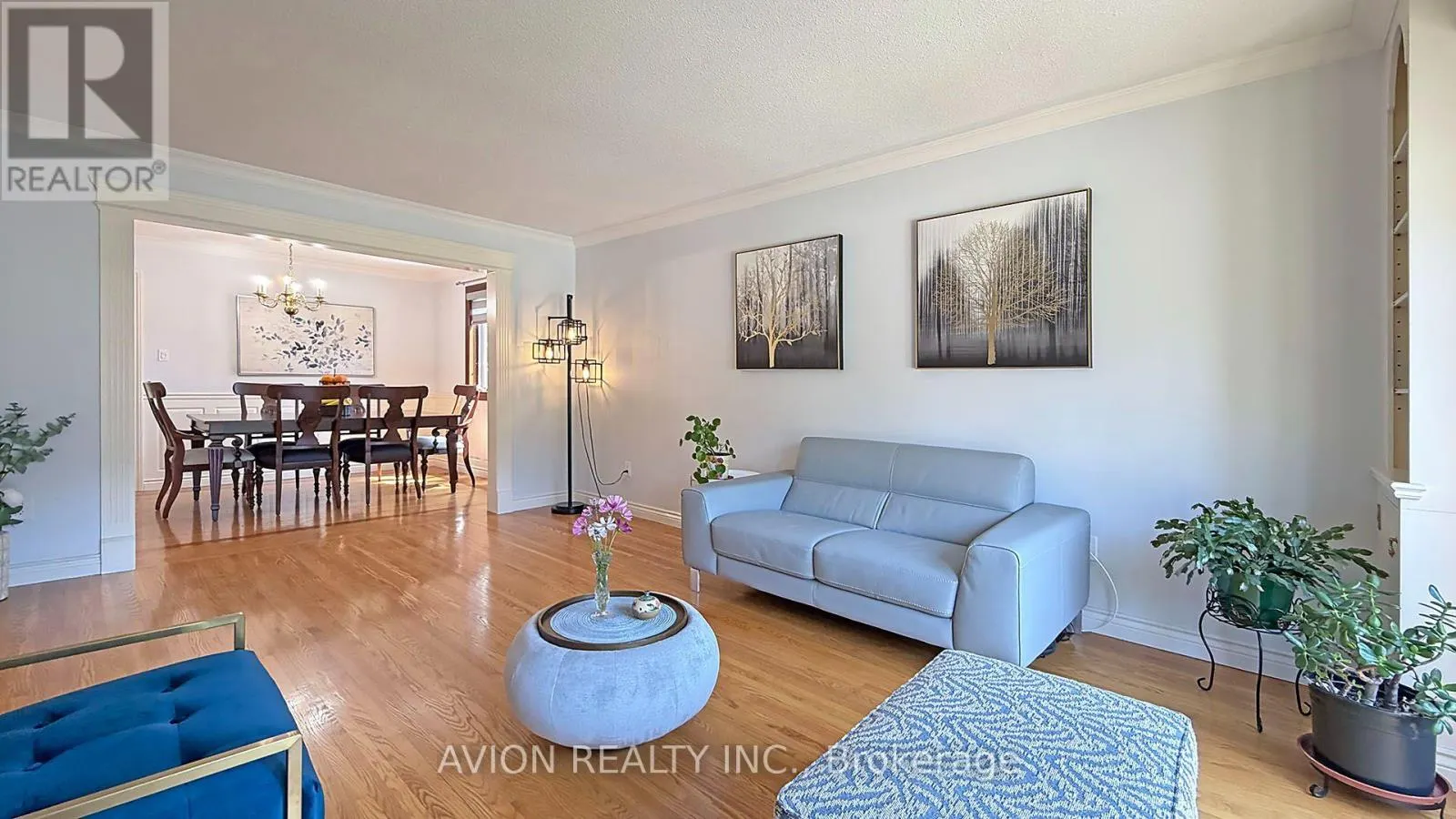 1413 HARMSWORTH SQUARE