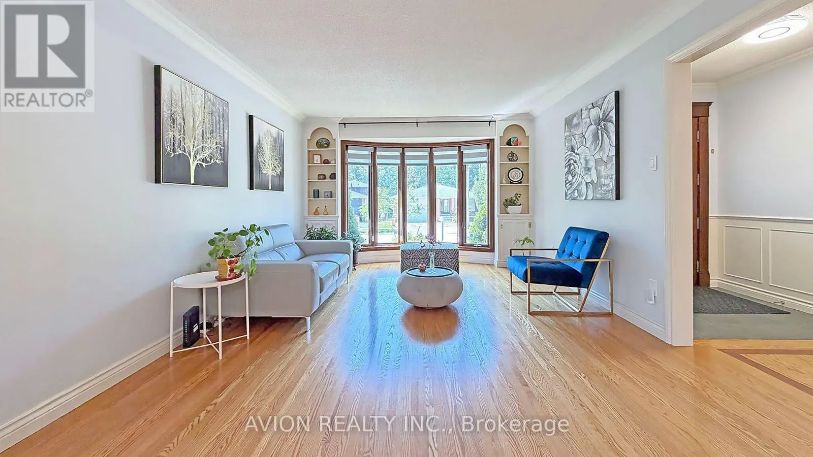 1413 HARMSWORTH SQUARE