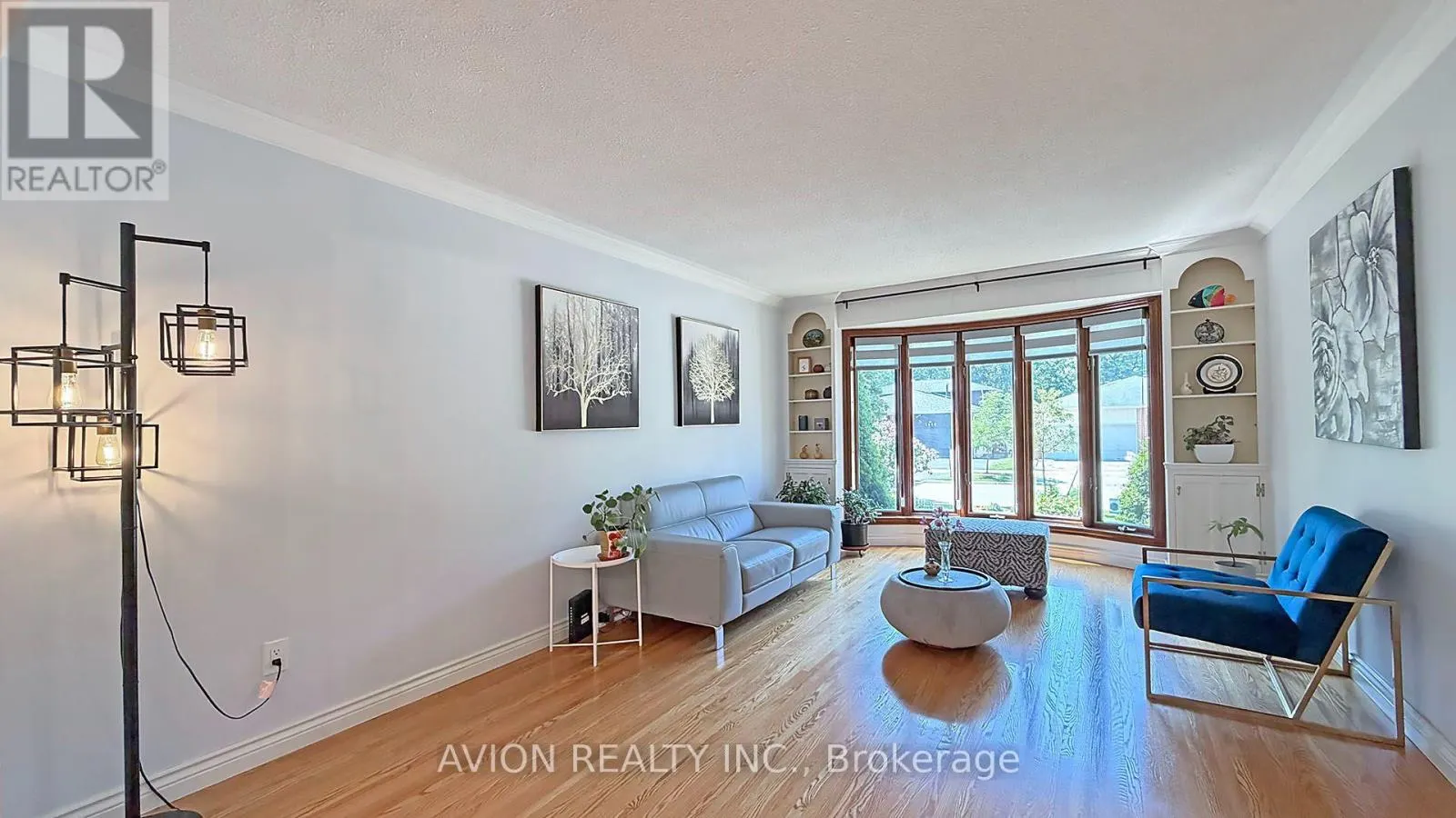 1413 HARMSWORTH SQUARE