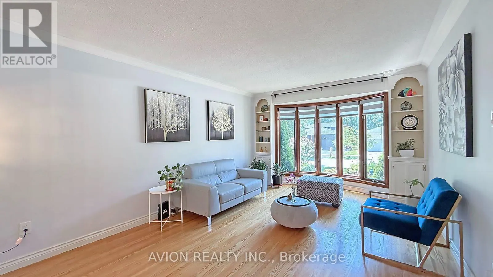 1413 HARMSWORTH SQUARE