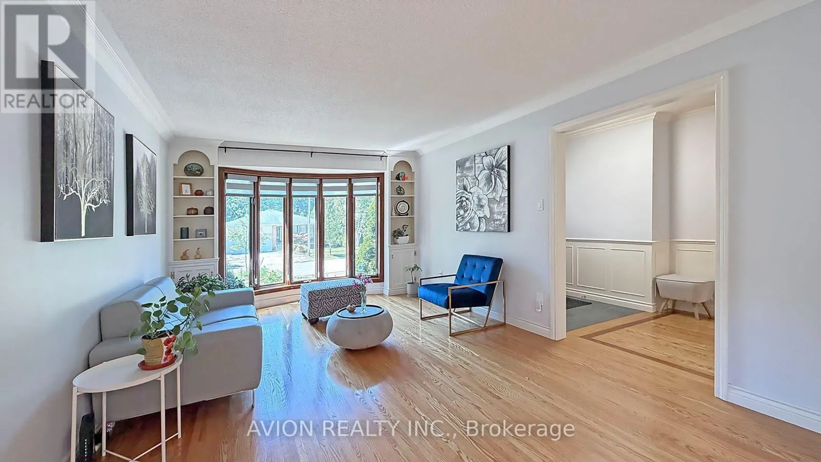 1413 HARMSWORTH SQUARE