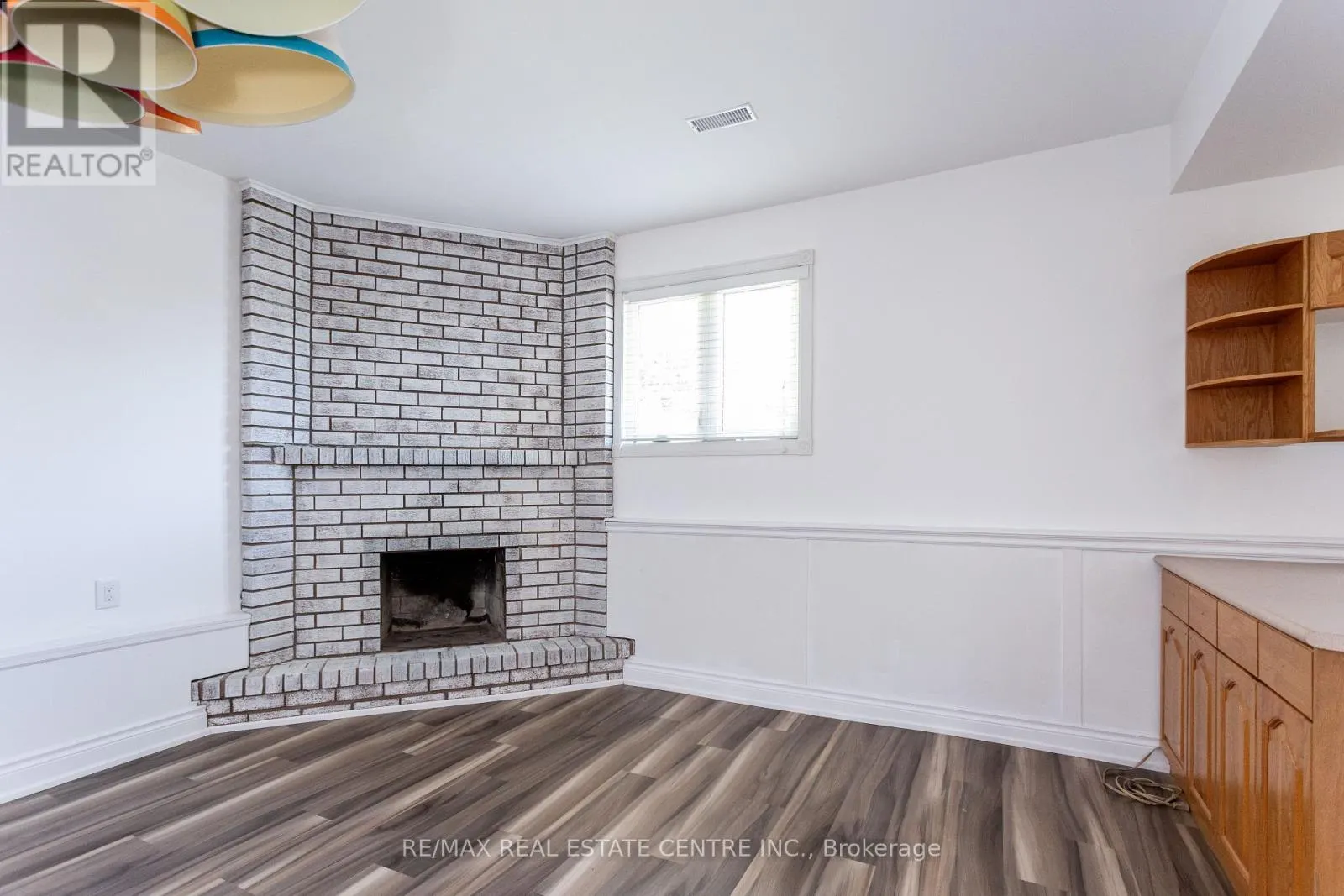 4386 CURIA CRESCENT