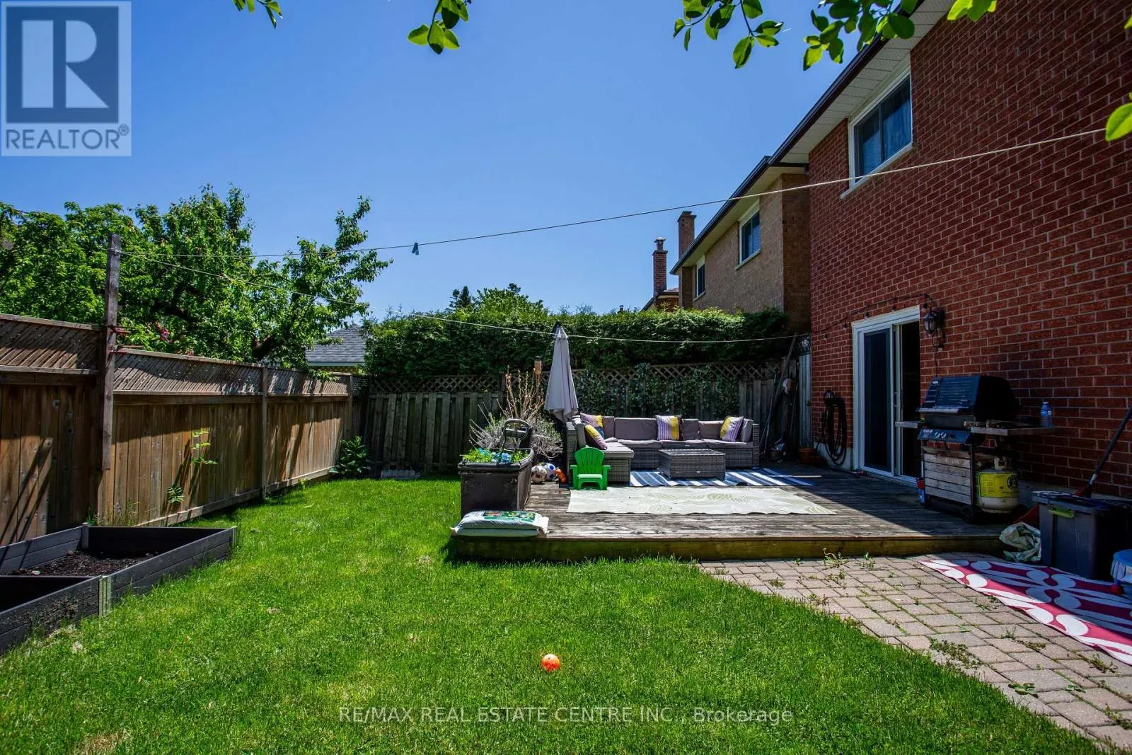 4386 CURIA CRESCENT