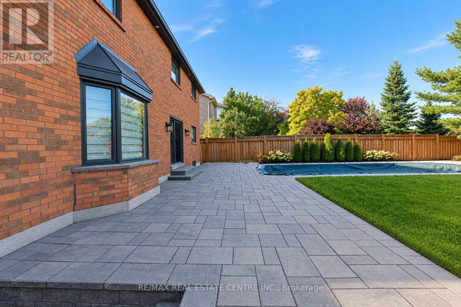 1307 SADDLER CIRCLE