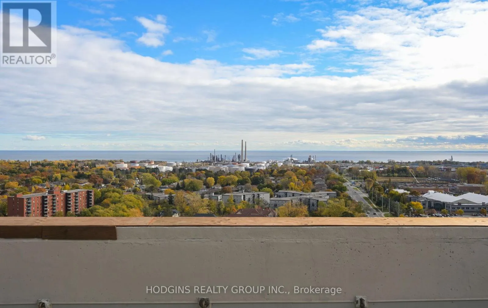 812 - 1035 SOUTHDOWN ROAD
