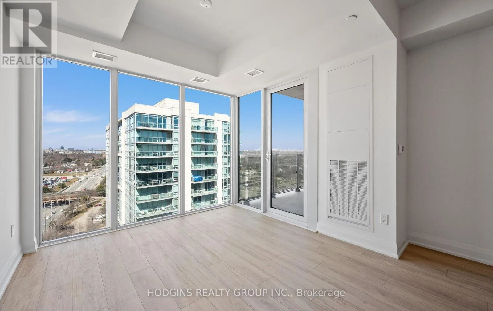 812 - 1035 SOUTHDOWN ROAD