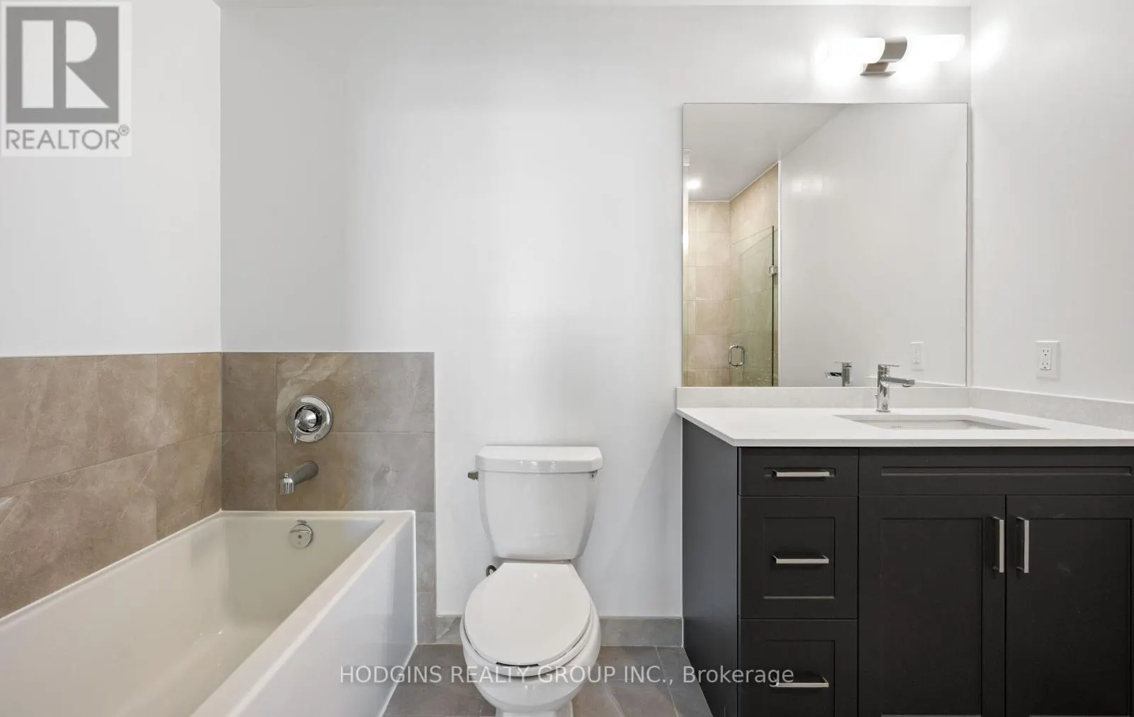 812 - 1035 SOUTHDOWN ROAD