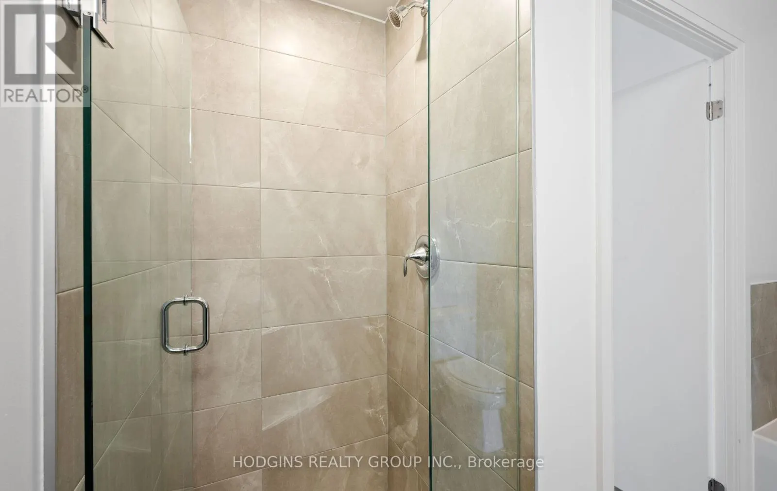 812 - 1035 SOUTHDOWN ROAD