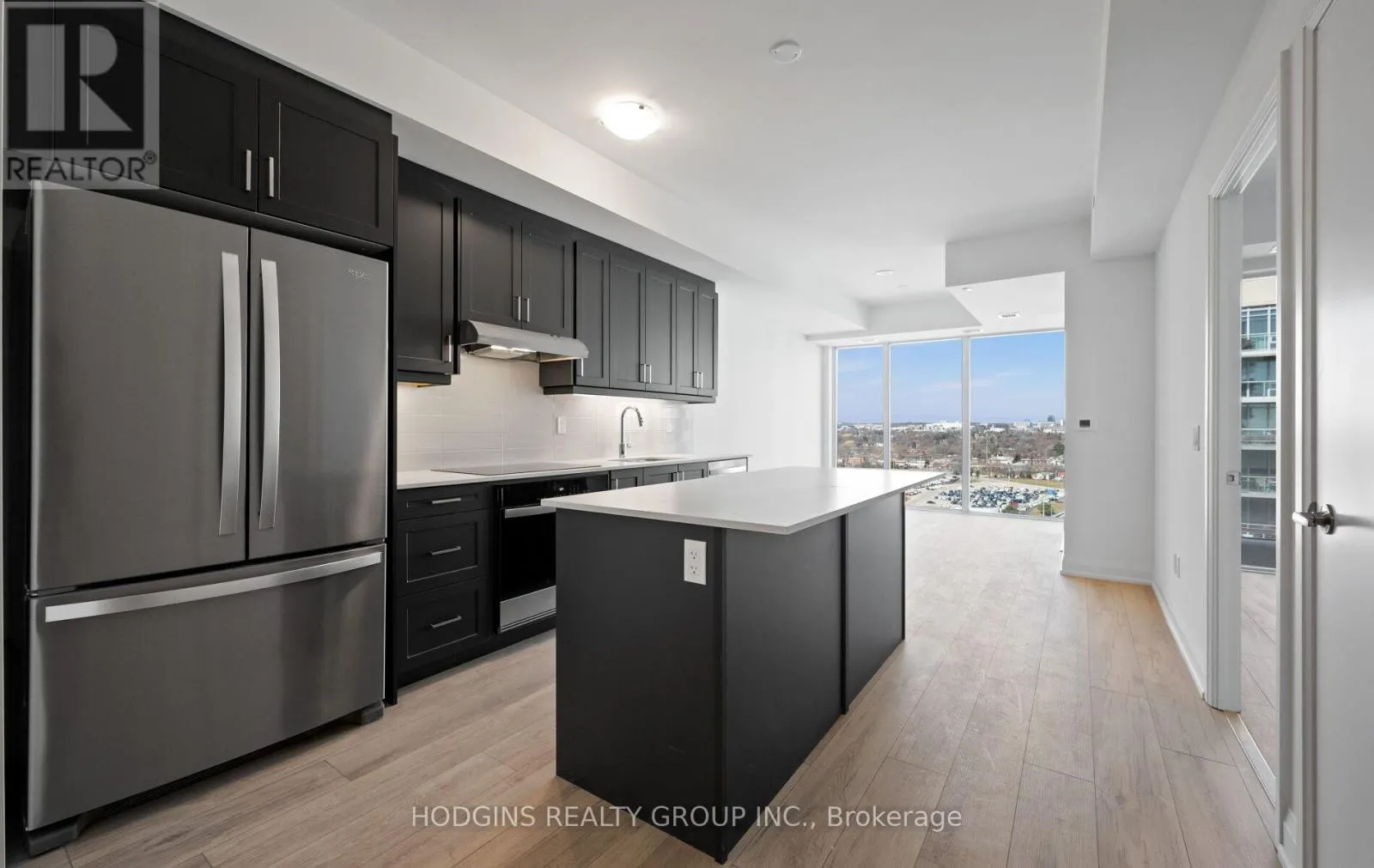 812 - 1035 SOUTHDOWN ROAD