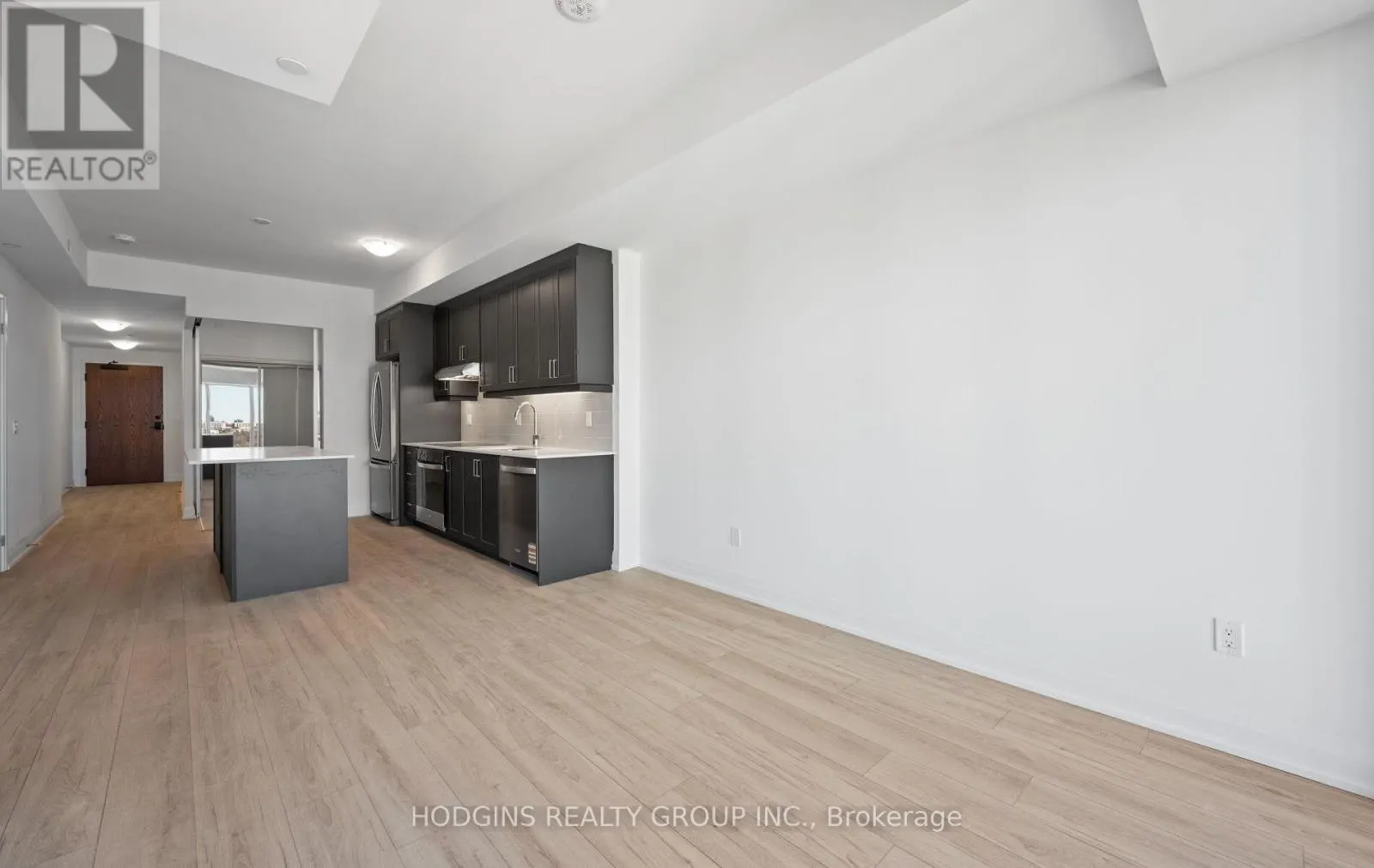 812 - 1035 SOUTHDOWN ROAD