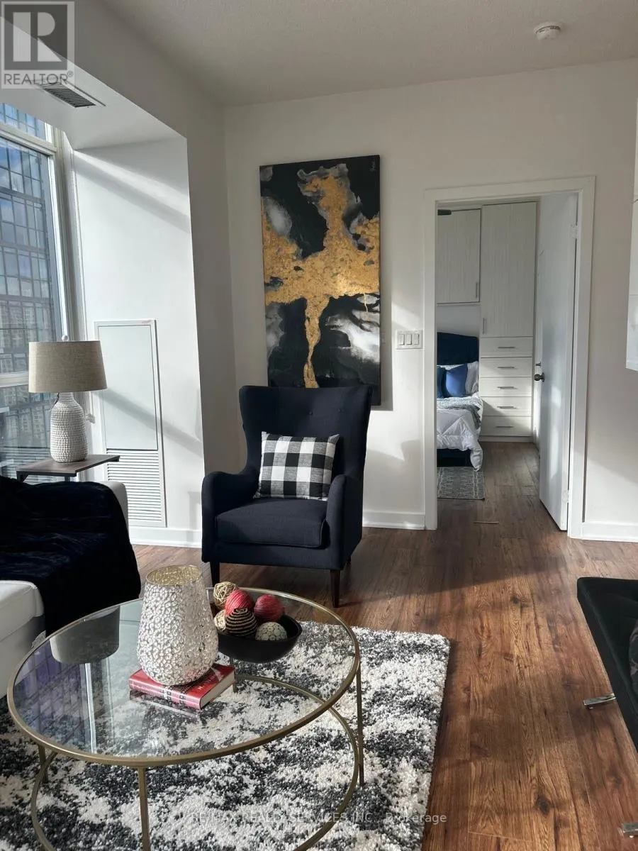 2206 - 4065 BRICKSTONE MEWS