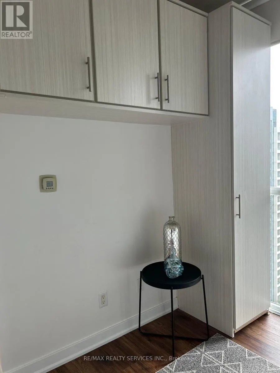 2206 - 4065 BRICKSTONE MEWS