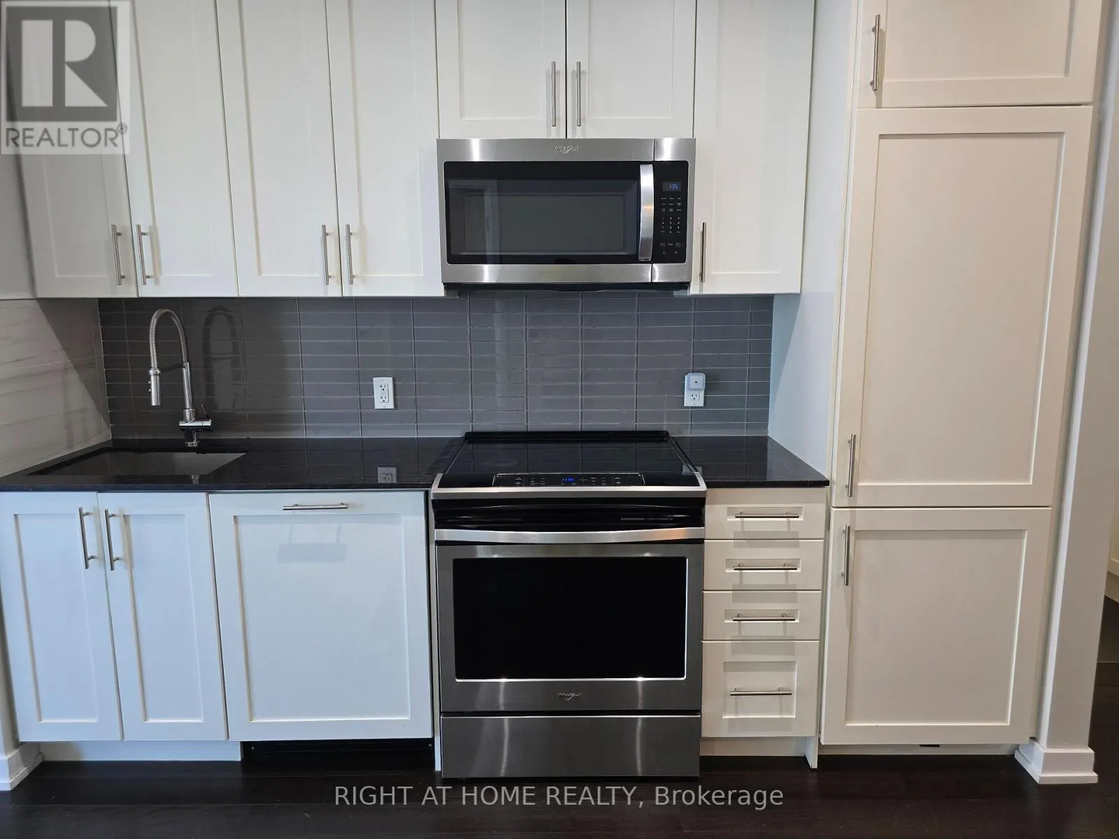 3116 - 4055 PARKSIDE VILLAGE DRIVE