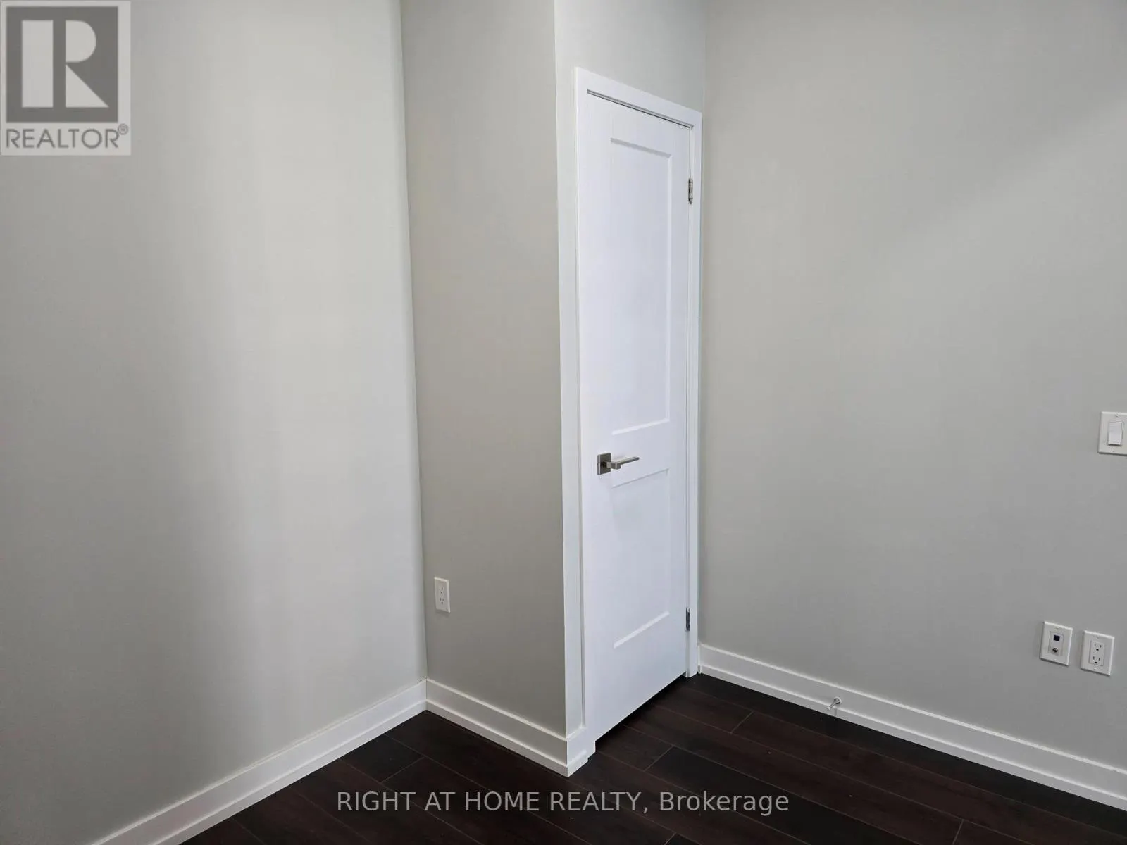 3116 - 4055 PARKSIDE VILLAGE DRIVE