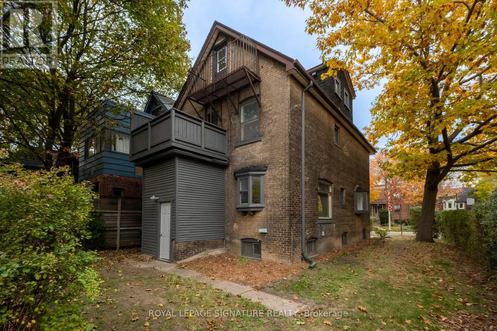 1 HARVARD AVENUE