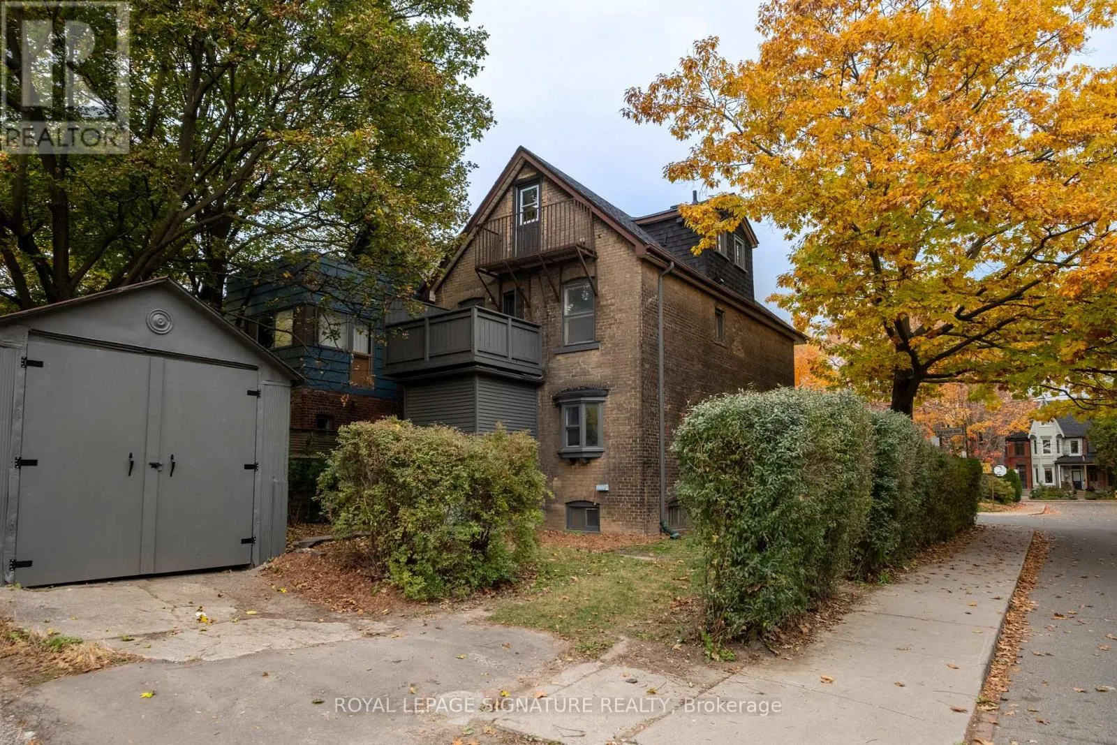 1 HARVARD AVENUE