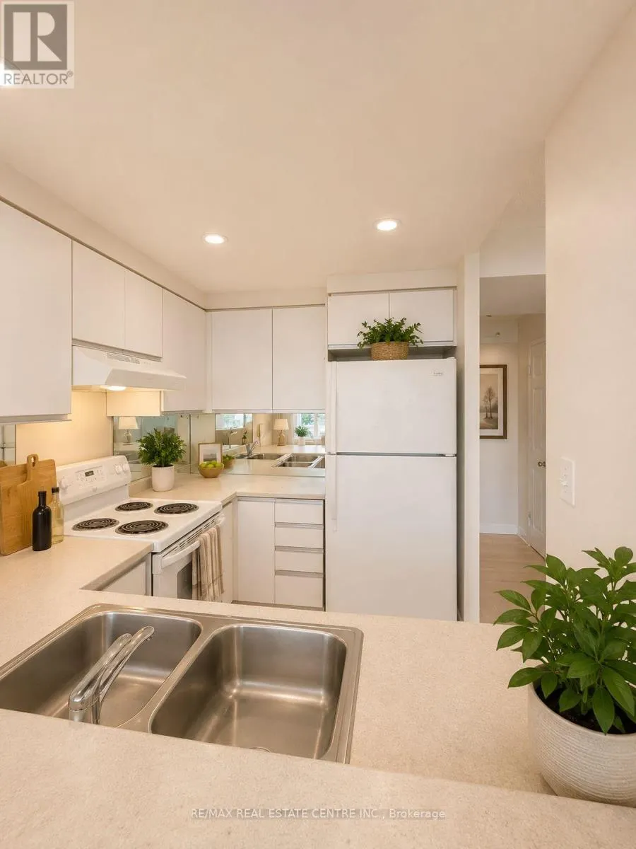 1007 - 2177 BURNHAMTHORPE ROAD W
