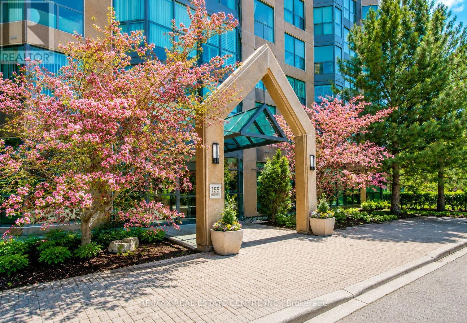 1007 - 2177 BURNHAMTHORPE ROAD W