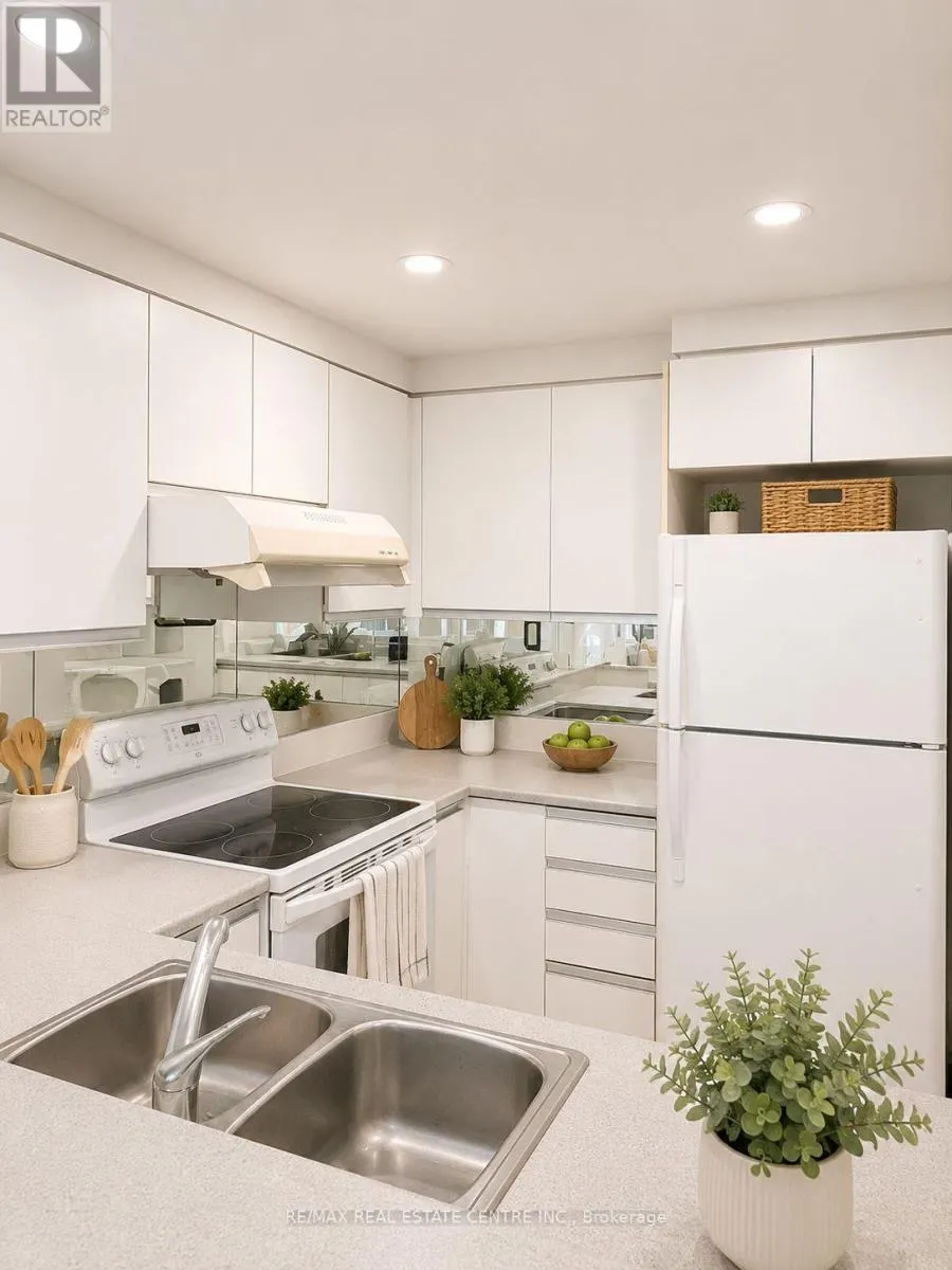 1007 - 2177 BURNHAMTHORPE ROAD W