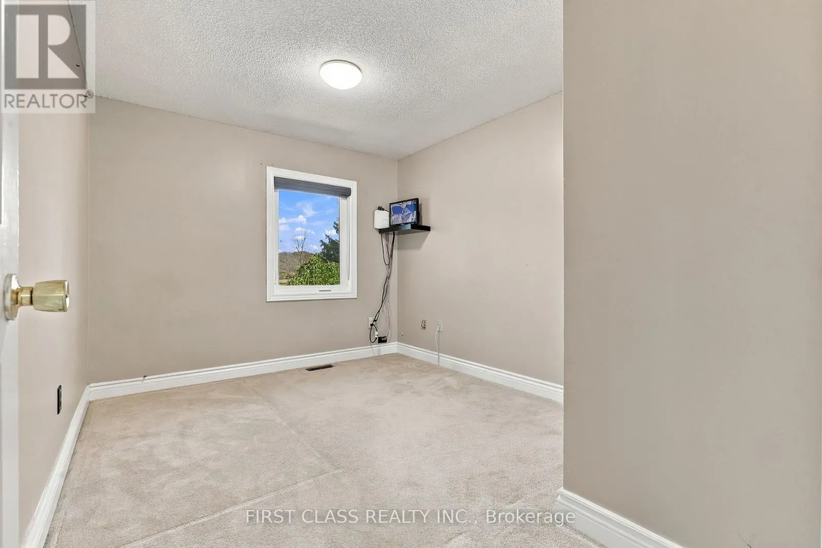 91 CHEVIOT CRESCENT