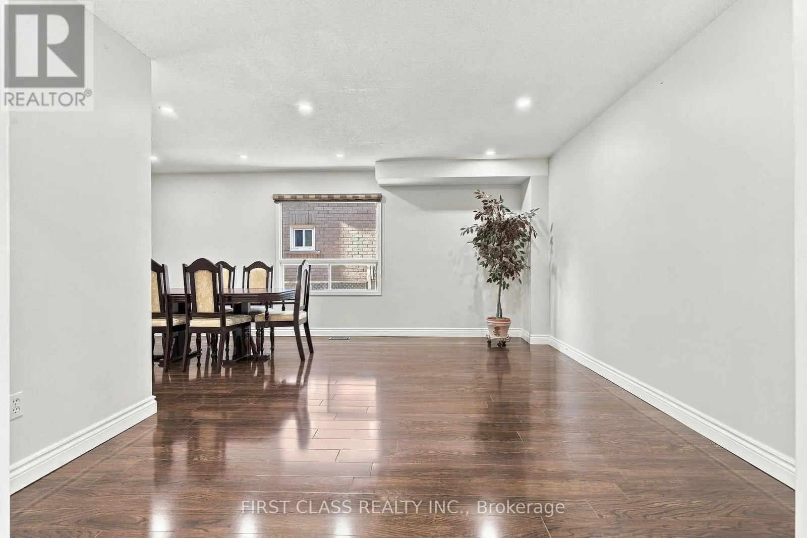 91 CHEVIOT CRESCENT